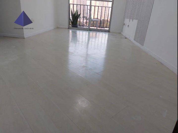 Apartamento à venda com 2 quartos, 55m² - Foto 3