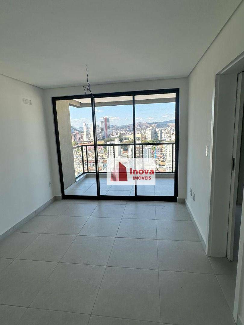 Apartamento à venda com 3 quartos, 92m² - Foto 3