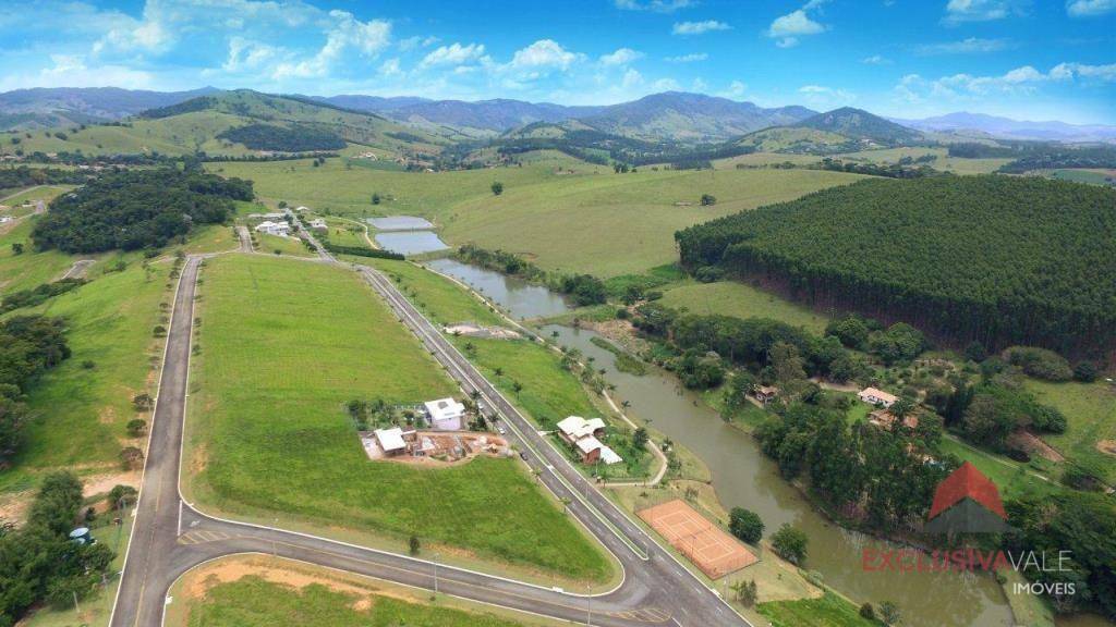 Casa de Condomínio à venda com 4 quartos, 338m² - Foto 54