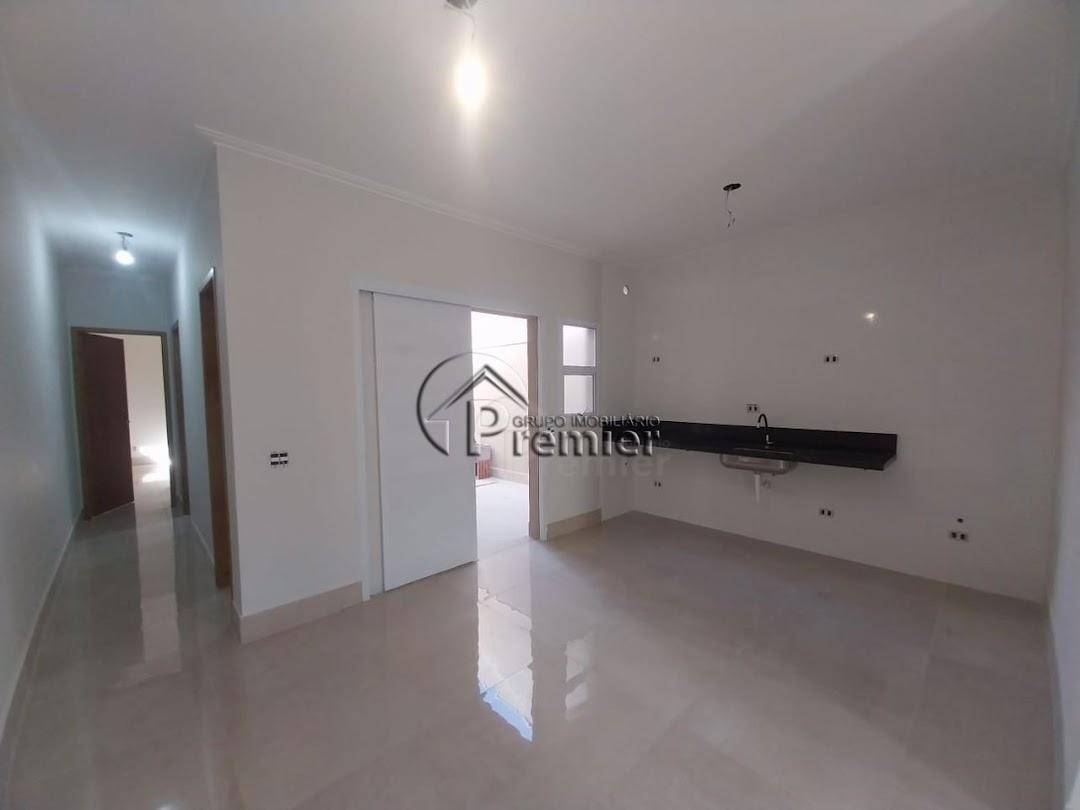 Casa à venda com 2 quartos, 63m² - Foto 1