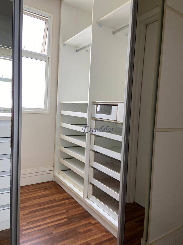 Apartamento à venda com 3 quartos, 122m² - Foto 33