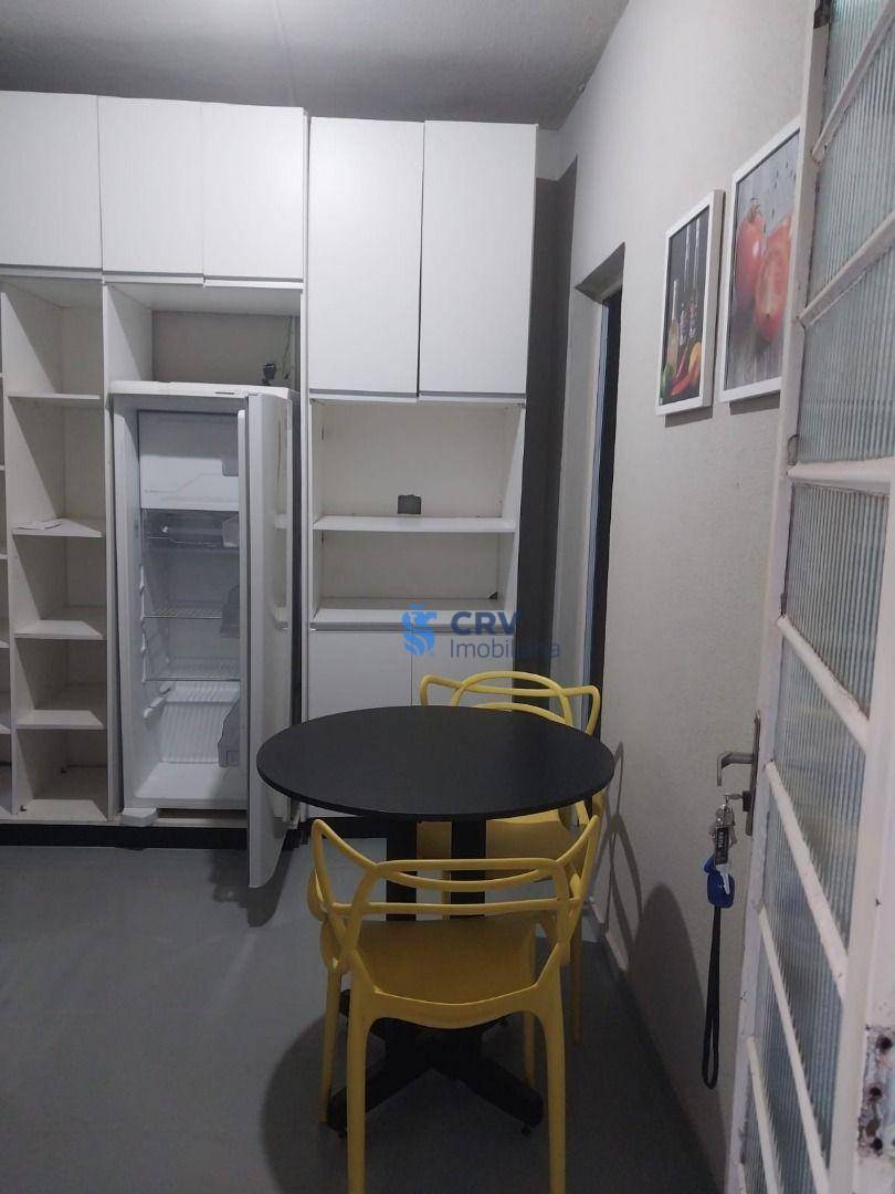 Casa para alugar com 2 quartos, 80m² - Foto 6