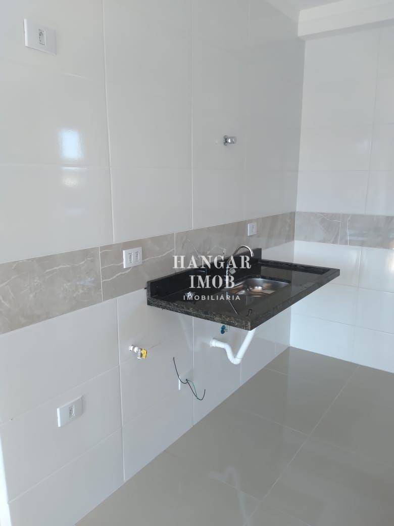 Apartamento à venda com 2 quartos, 40m² - Foto 13