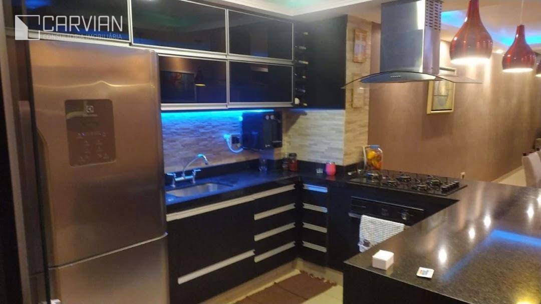 Sobrado à venda com 3 quartos, 218m² - Foto 9