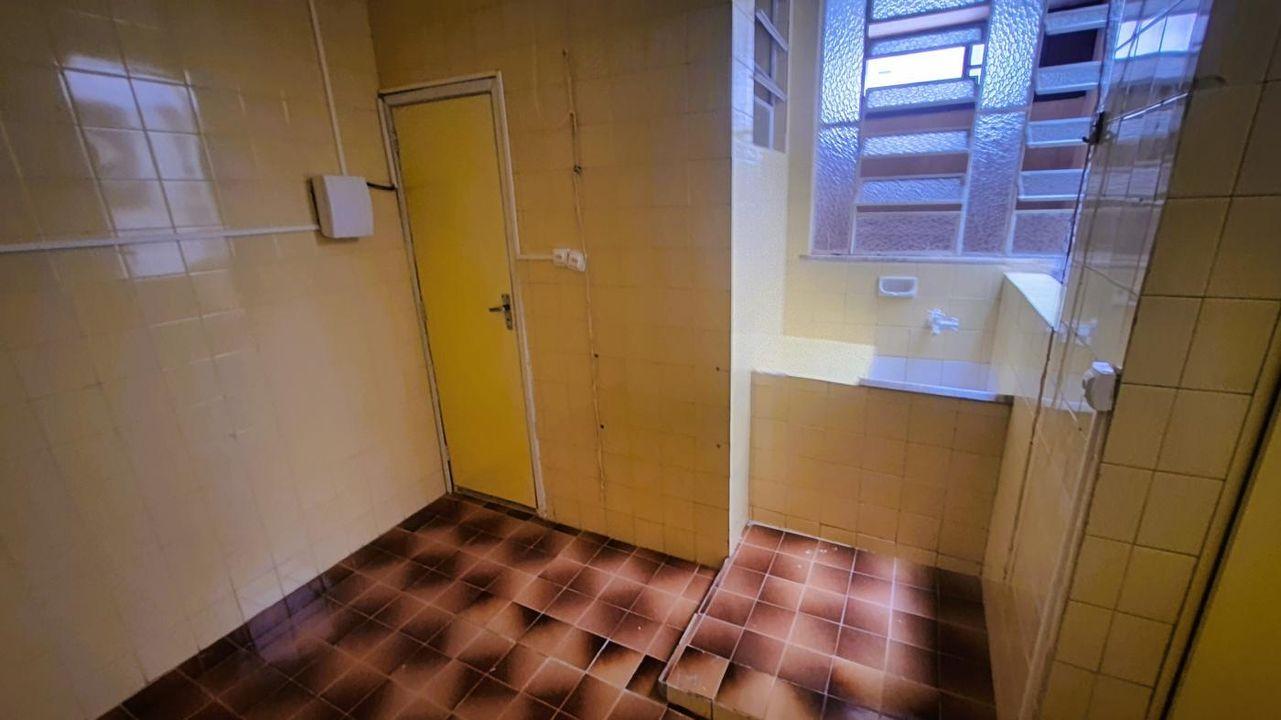 Apartamento à venda com 2 quartos, 65m² - Foto 20