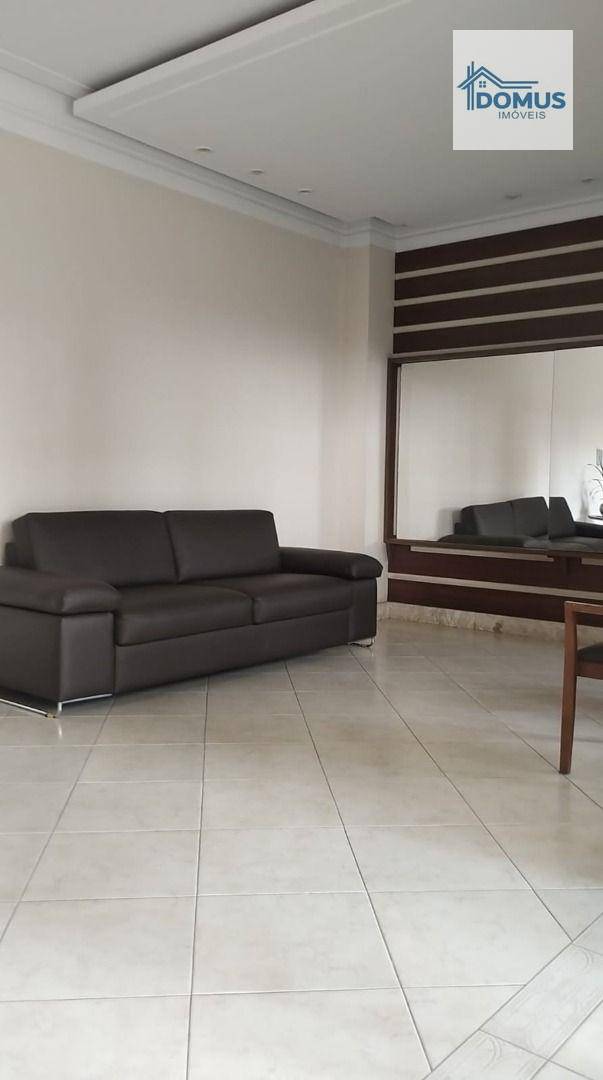 Apartamento para alugar com 4 quartos, 107m² - Foto 4