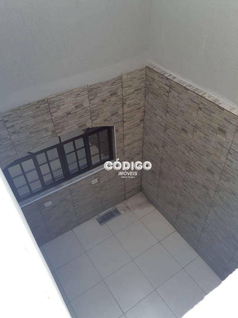 Sobrado à venda com 2 quartos, 180m² - Foto 21