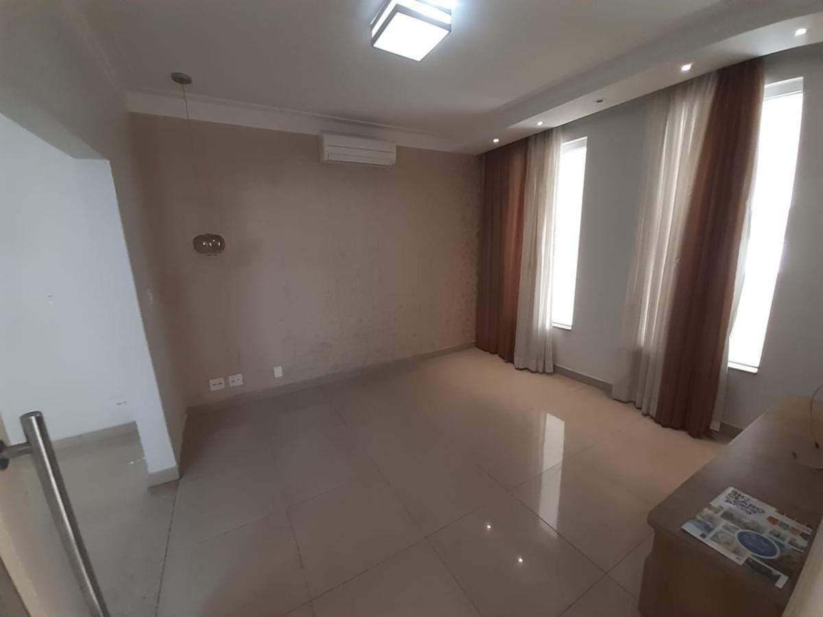 Casa à venda com 3 quartos, 336m² - Foto 5