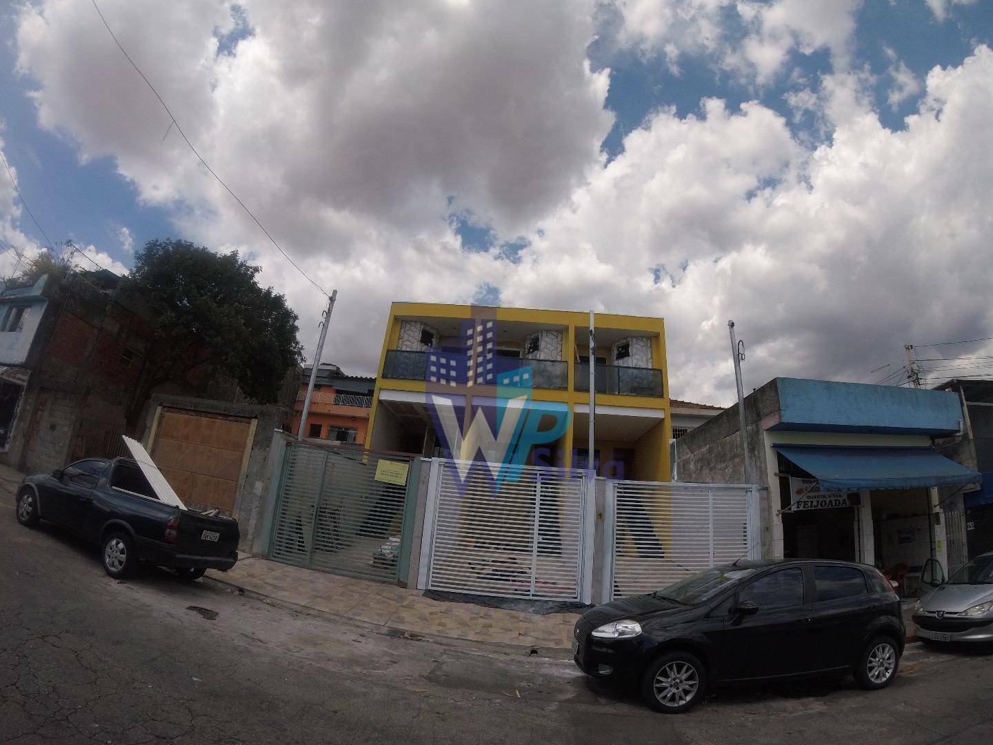 Sobrado à venda com 3 quartos, 100m² - Foto 1