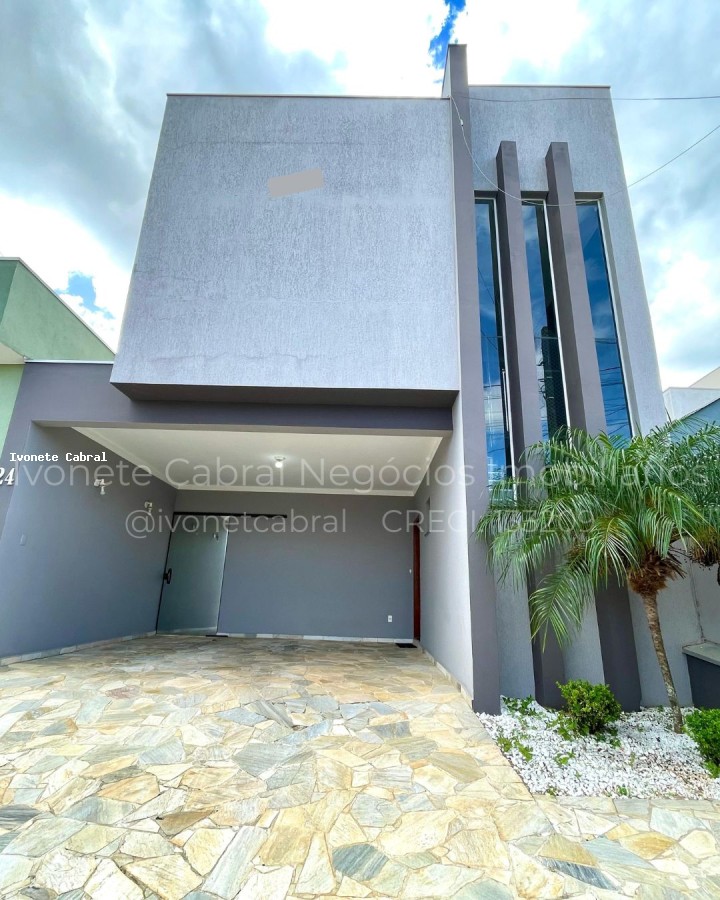 Sobrado à venda com 3 quartos, 150m² - Foto 1