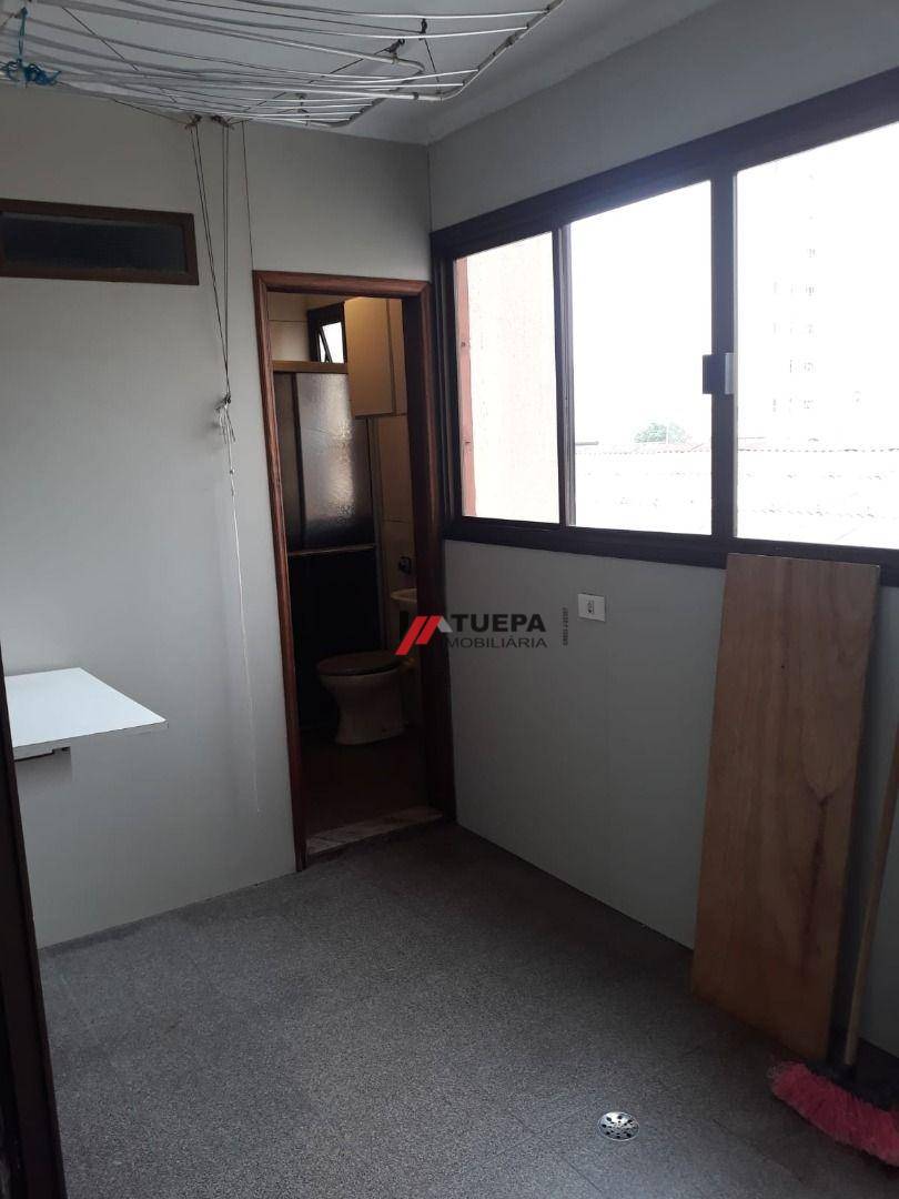 Apartamento à venda com 3 quartos, 135m² - Foto 18