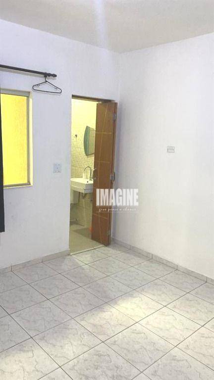 Sobrado à venda com 3 quartos, 240m² - Foto 3