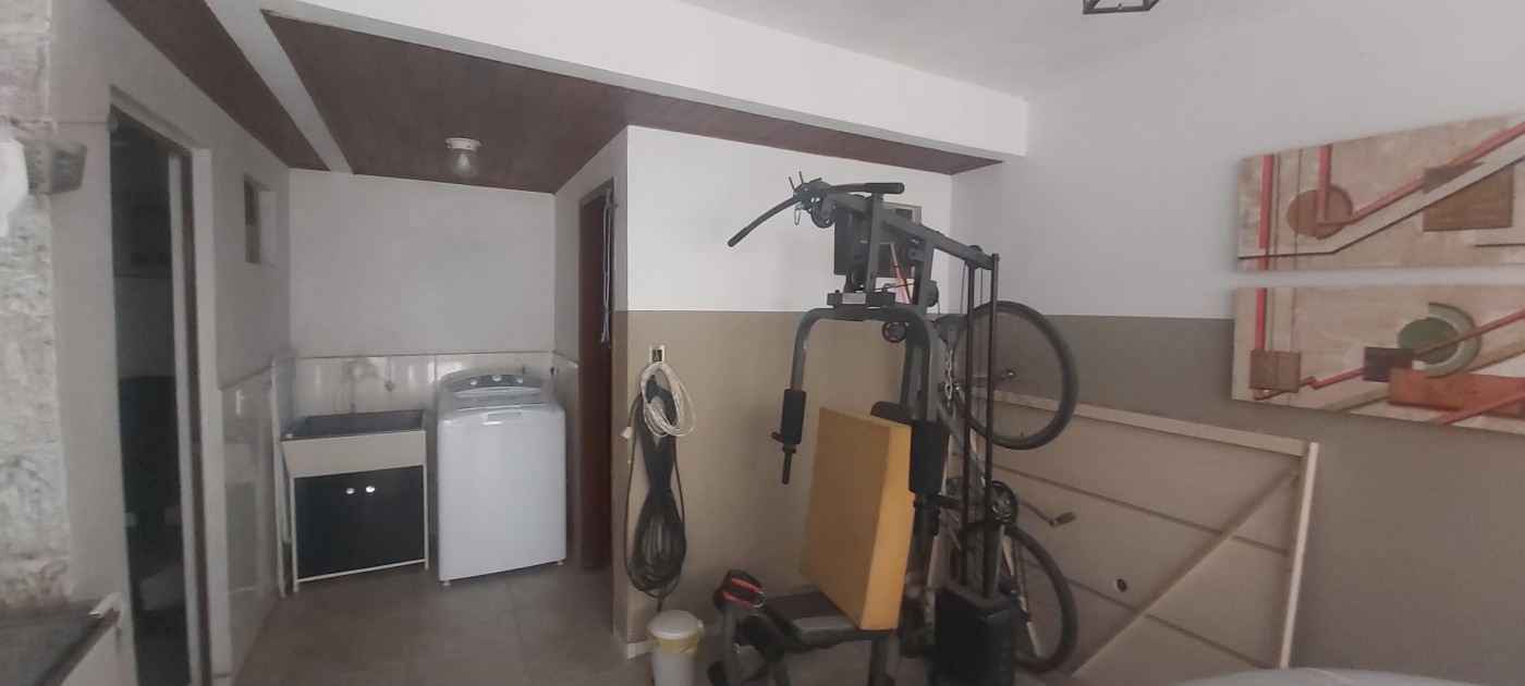 Sobrado à venda com 5 quartos, 264m² - Foto 34