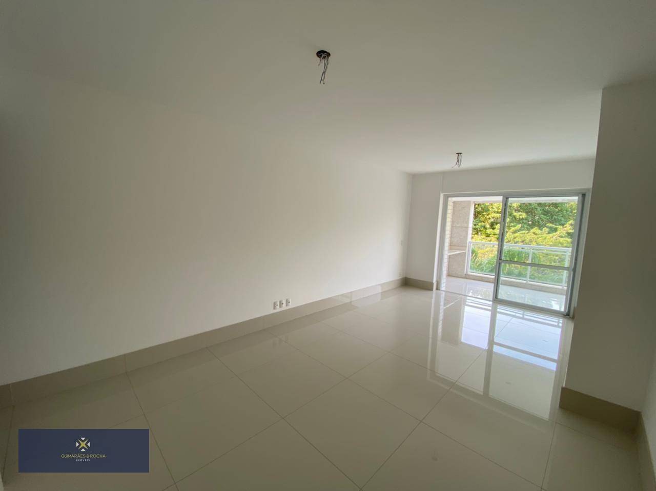 Apartamento à venda com 4 quartos, 151m² - Foto 4