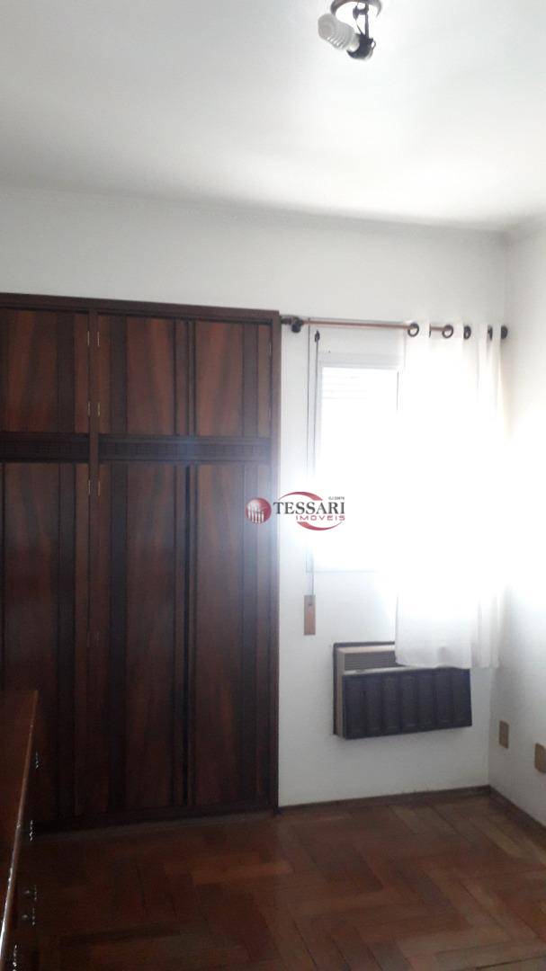 Apartamento à venda com 3 quartos, 157m² - Foto 9