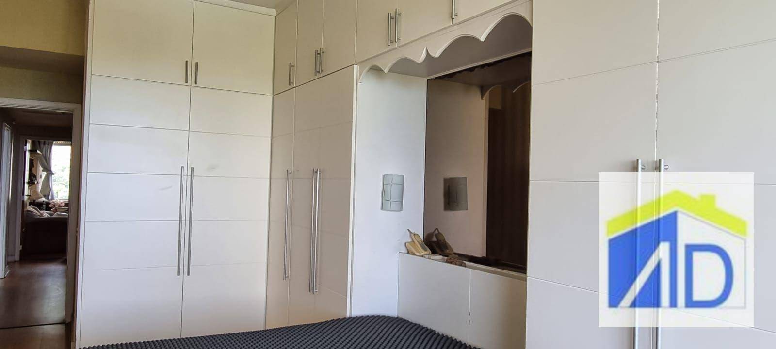 Apartamento à venda com 3 quartos, 135m² - Foto 10