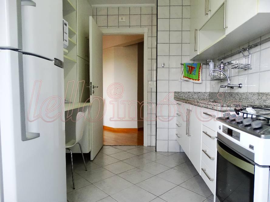 Apartamento para alugar com 2 quartos, 85m² - Foto 13