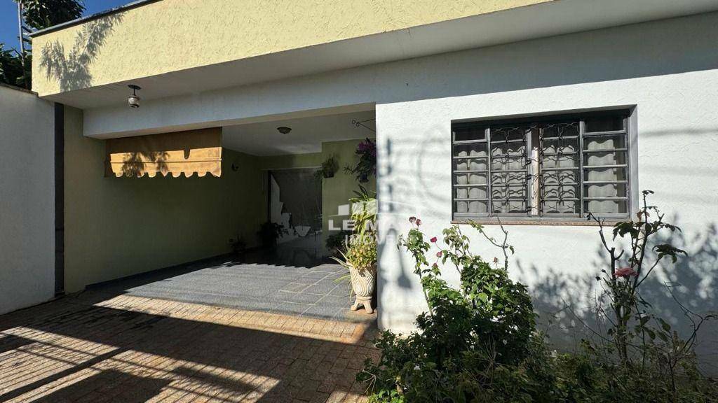 Casa à venda com 3 quartos, 125m² - Foto 3