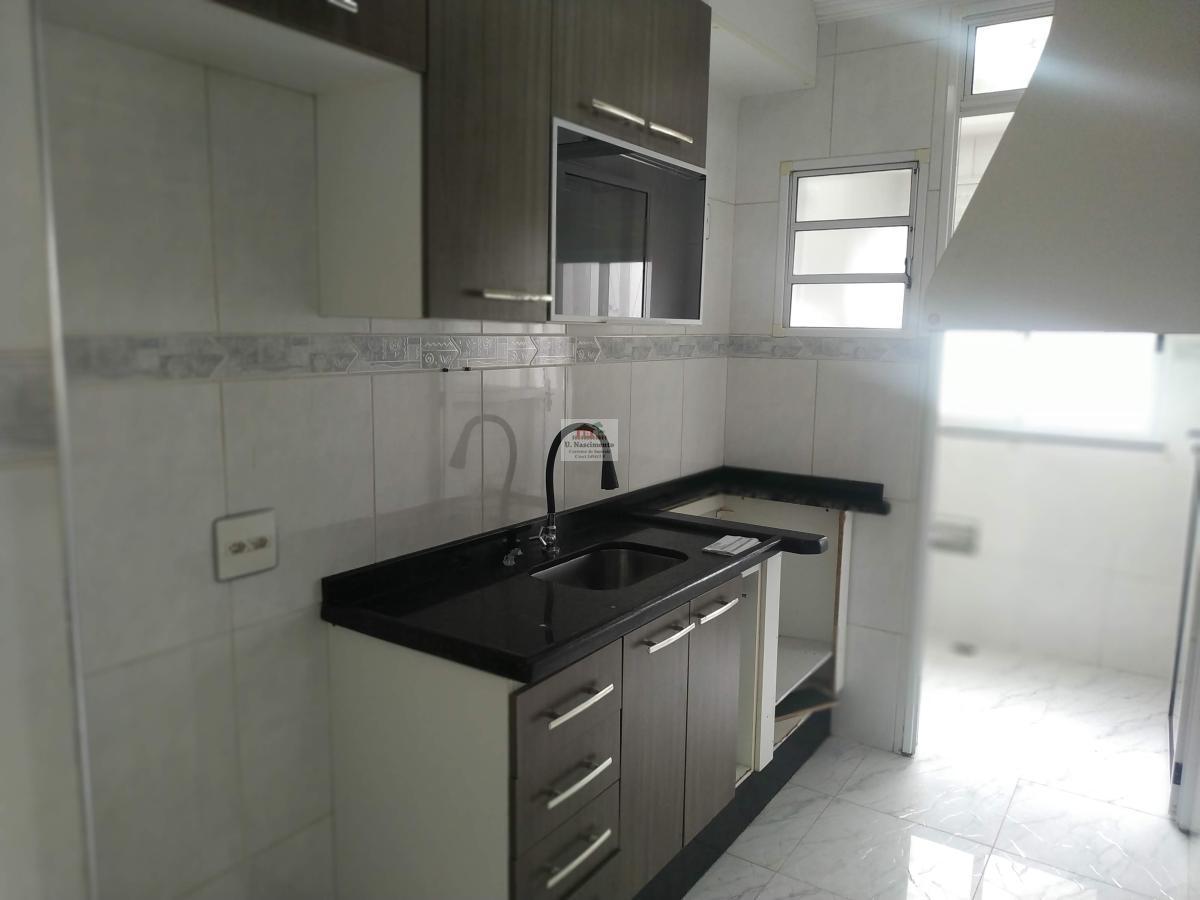 Apartamento à venda com 3 quartos, 60m² - Foto 4