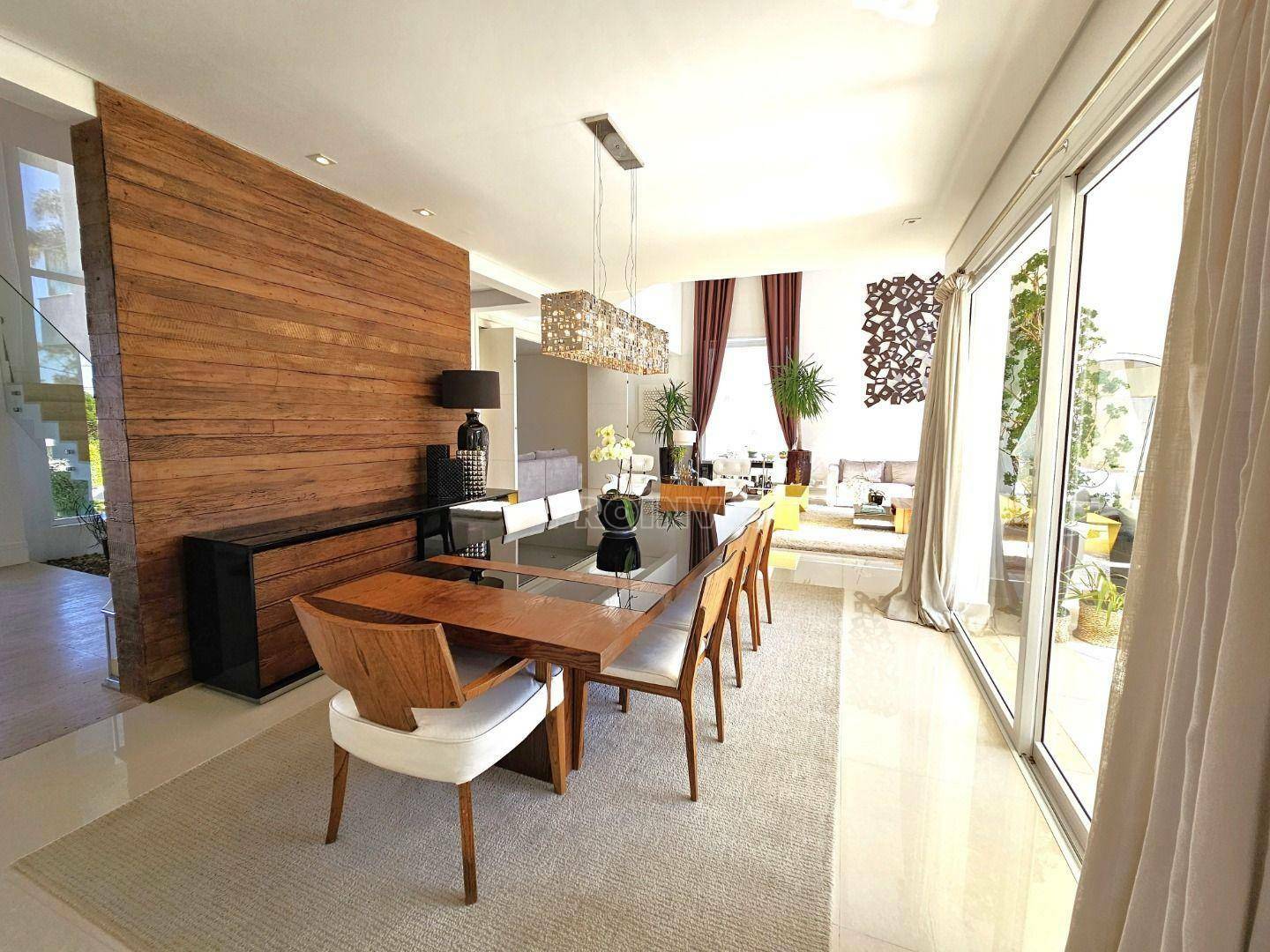 Casa de Condomínio à venda com 4 quartos, 535m² - Foto 11