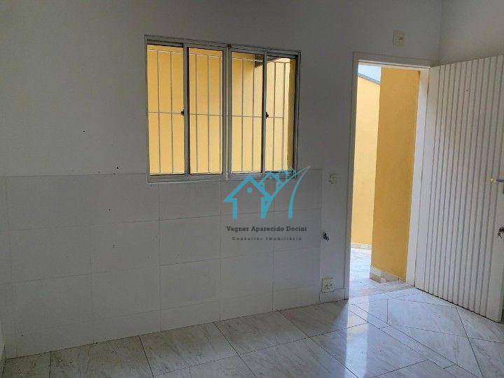 Casa para alugar com 2 quartos, 134m² - Foto 10