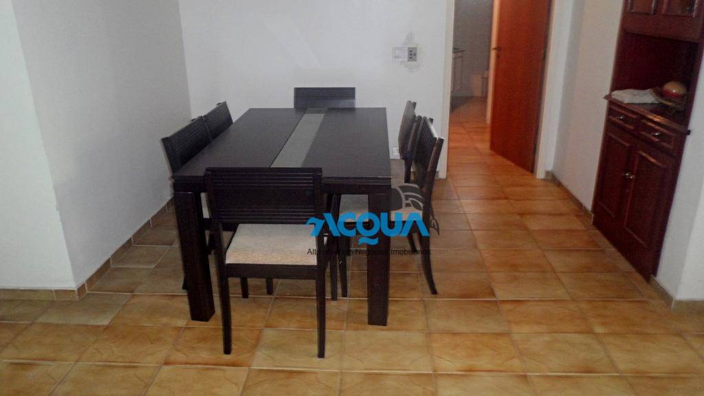 Apartamento à venda com 3 quartos, 140m² - Foto 4