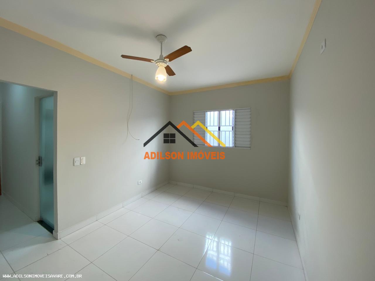 Casa à venda com 3 quartos, 200m² - Foto 13