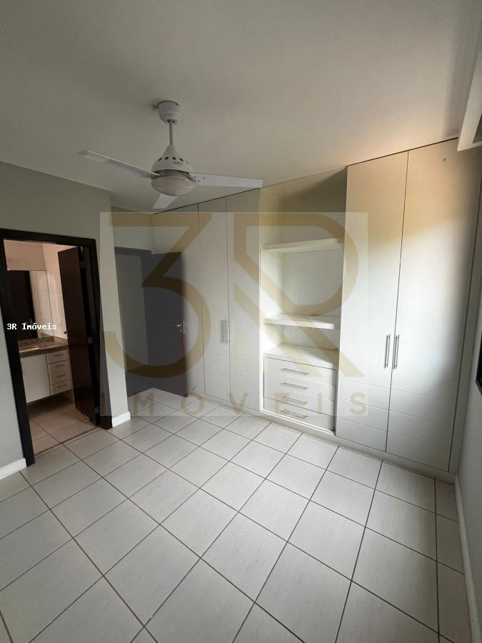 Apartamento para alugar com 3 quartos, 138m² - Foto 15