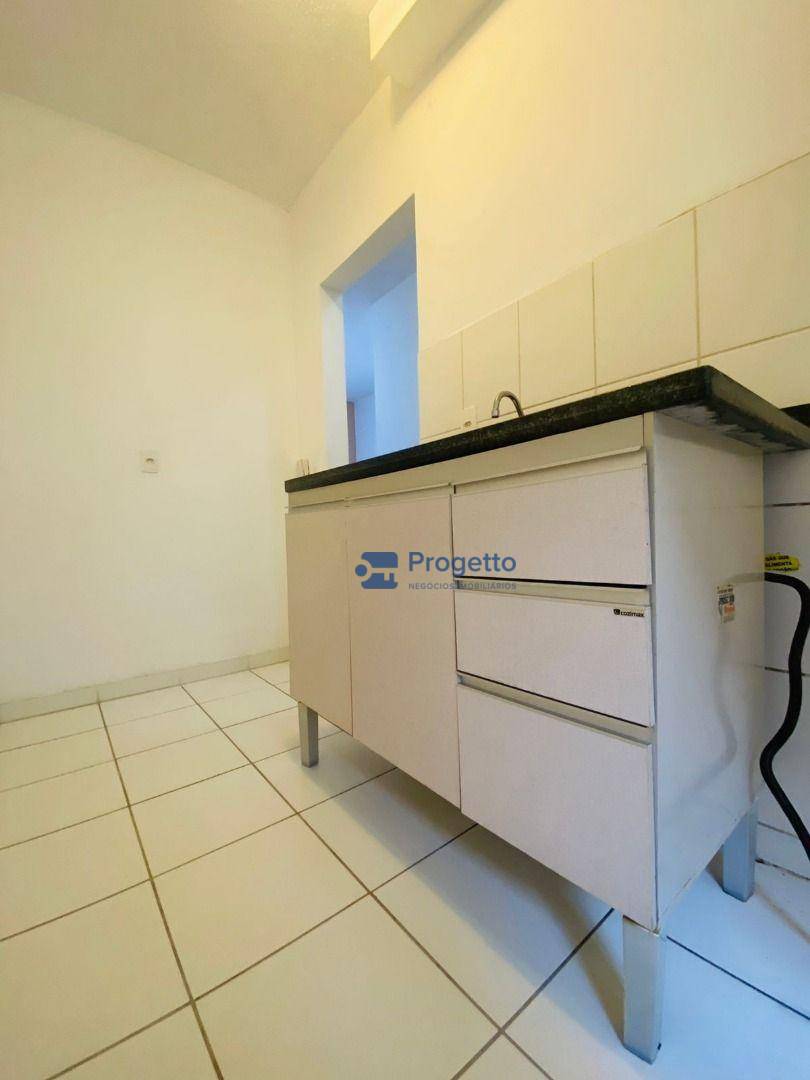 Apartamento à venda com 2 quartos, 44m² - Foto 2