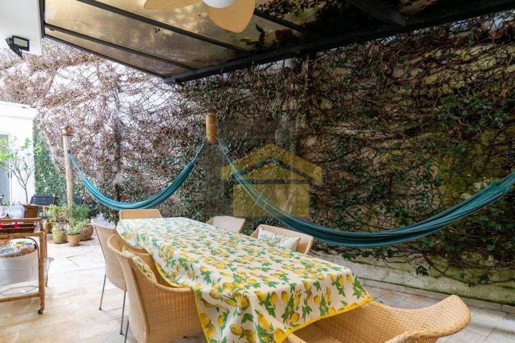 Casa à venda e aluguel com 4 quartos, 230m² - Foto 21