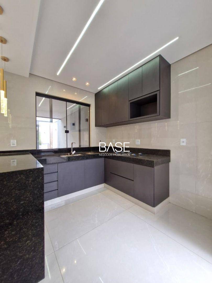 Casa, 3 quartos, 130 m² - Foto 3