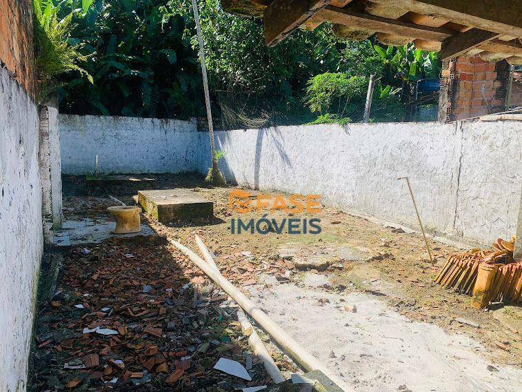Casa à venda com 3 quartos, 70m² - Foto 14