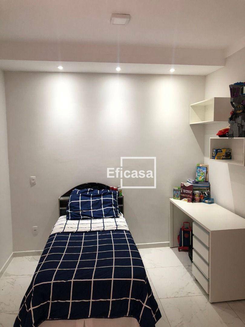 Casa de Condomínio à venda com 3 quartos, 180m² - Foto 1