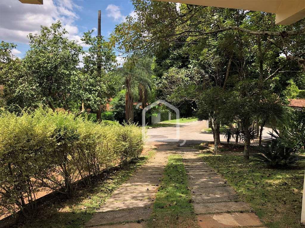 Casa de Condomínio à venda com 4 quartos, 587m² - Foto 3