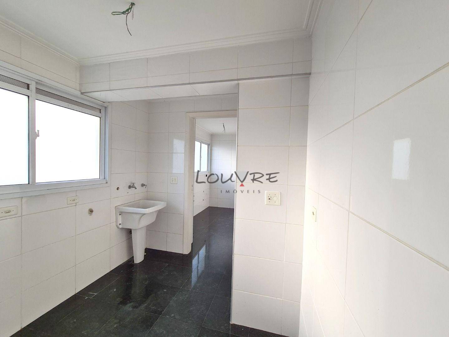 Cobertura à venda com 4 quartos, 234m² - Foto 17