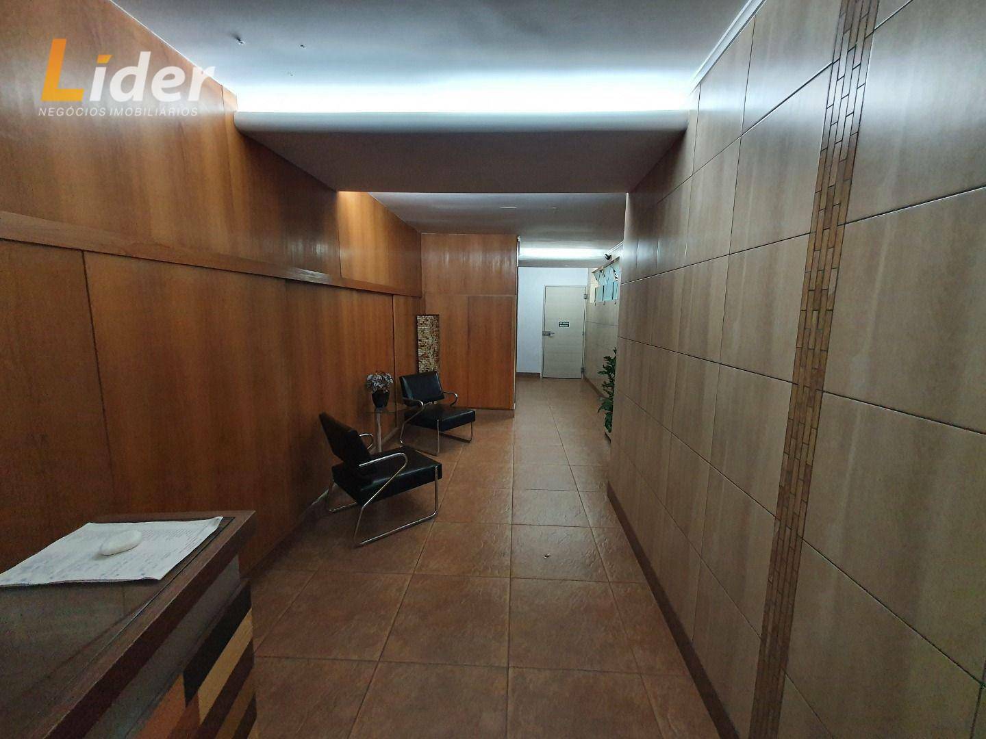 Apartamento para alugar com 1 quarto, 45m² - Foto 12