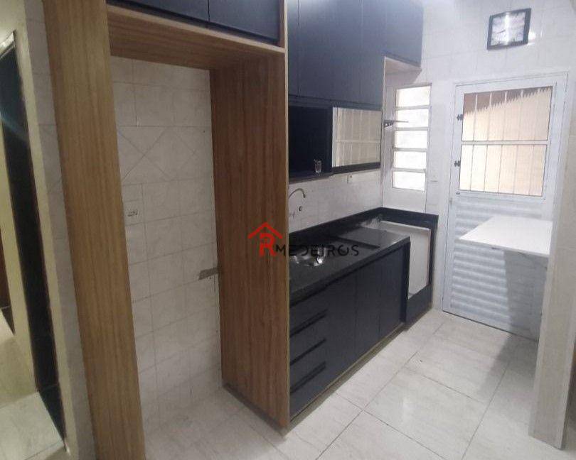 Casa à venda com 3 quartos, 90m² - Foto 33