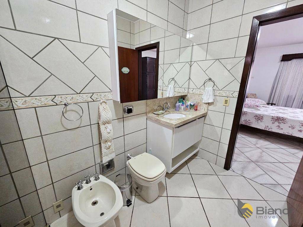 Casa à venda com 2 quartos, 251m² - Foto 20