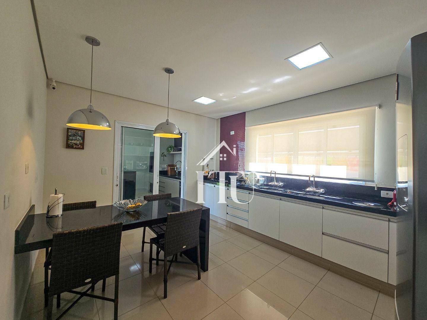 Casa de Condomínio à venda com 3 quartos, 297m² - Foto 12