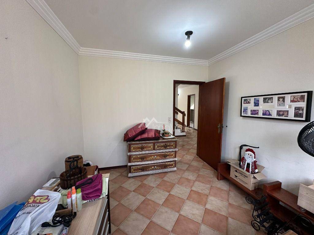 Casa de Condomínio à venda e aluguel com 4 quartos, 220m² - Foto 5