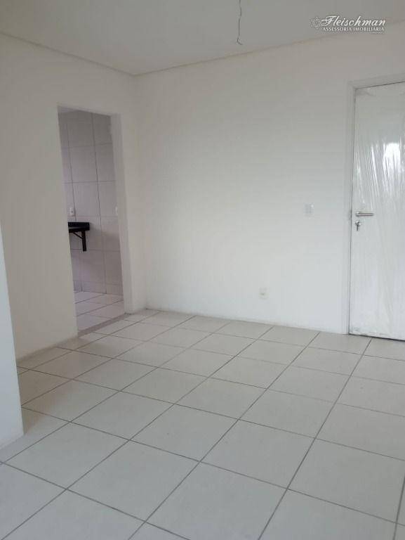 Apartamento à venda com 2 quartos, 56m² - Foto 15