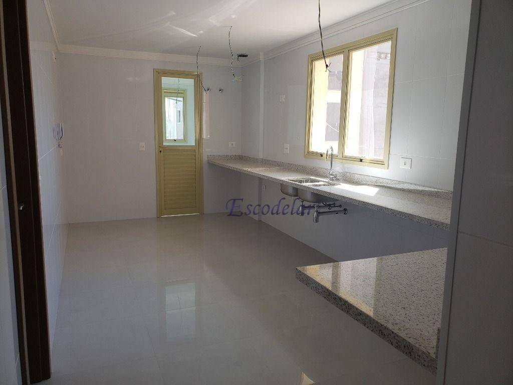 Apartamento à venda com 3 quartos, 133m² - Foto 7