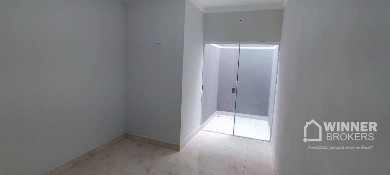 Casa à venda com 2 quartos, 70m² - Foto 11