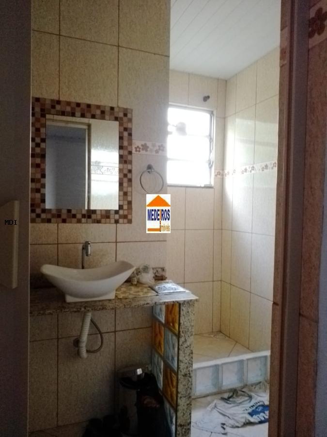 Casa à venda com 2 quartos, 90m² - Foto 13