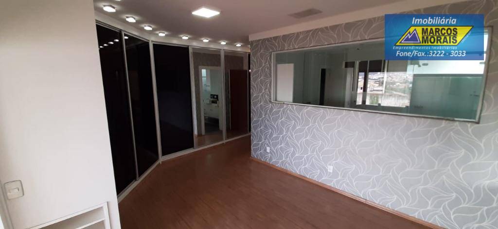 Casa à venda com 3 quartos, 380m² - Foto 15