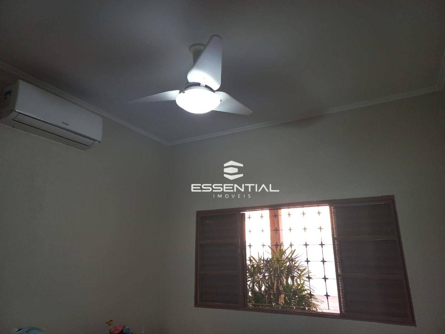 Casa à venda com 3 quartos, 234m² - Foto 17