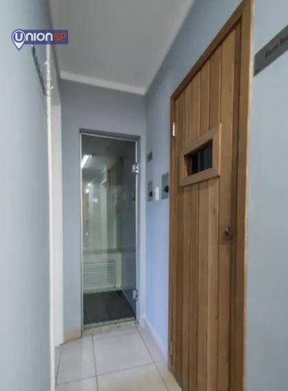 Apartamento à venda com 2 quartos, 75m² - Foto 20