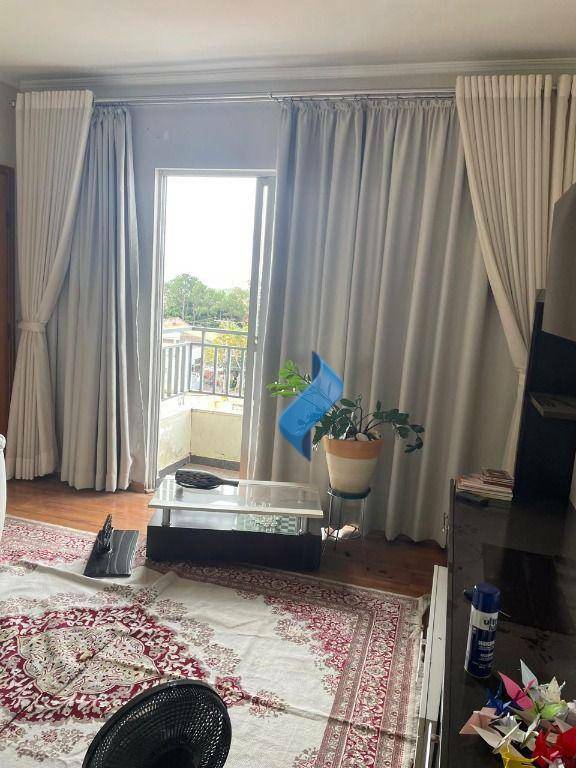 Apartamento à venda com 2 quartos, 74m² - Foto 3