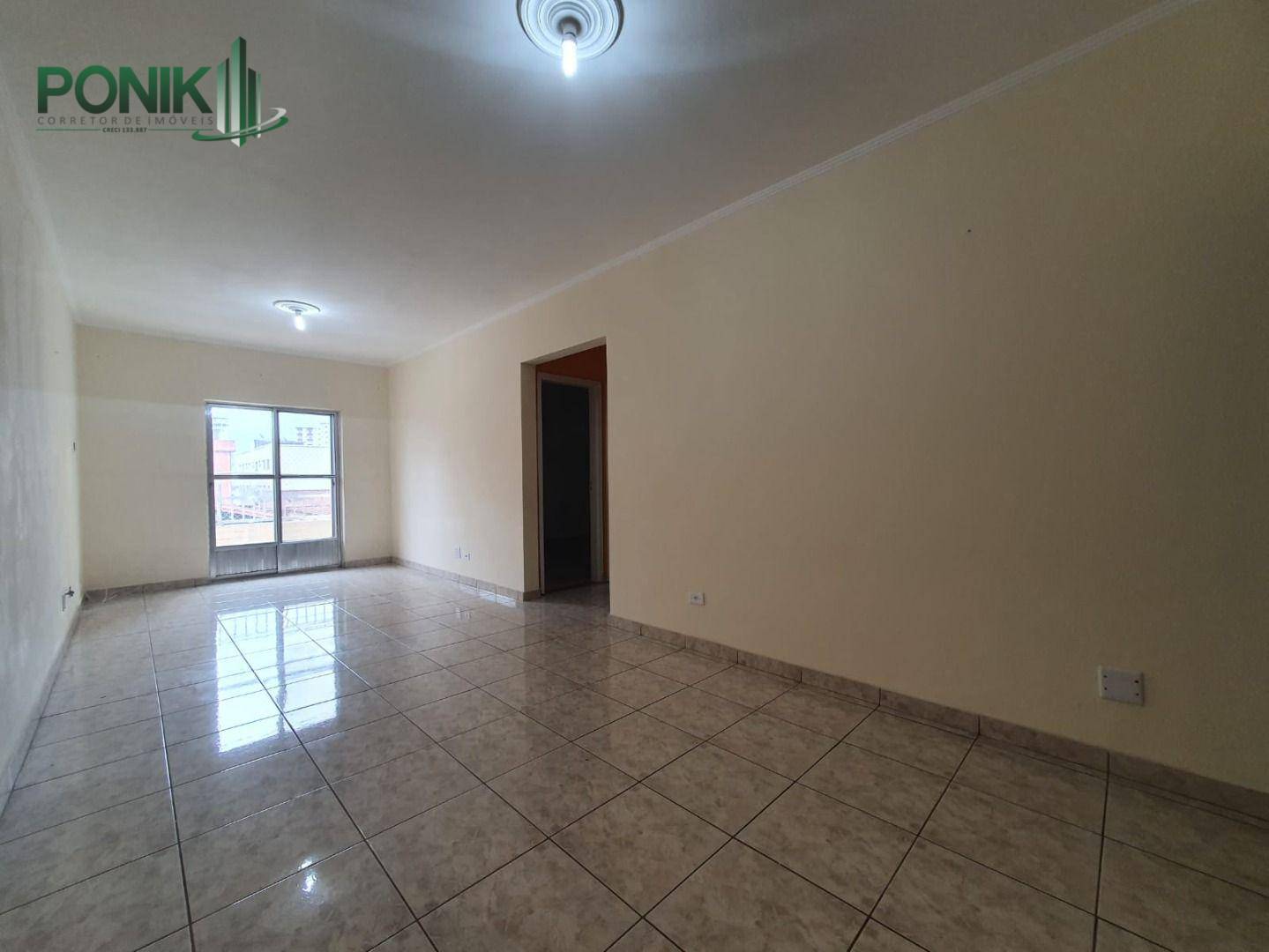 Apartamento à venda com 2 quartos, 99m² - Foto 3