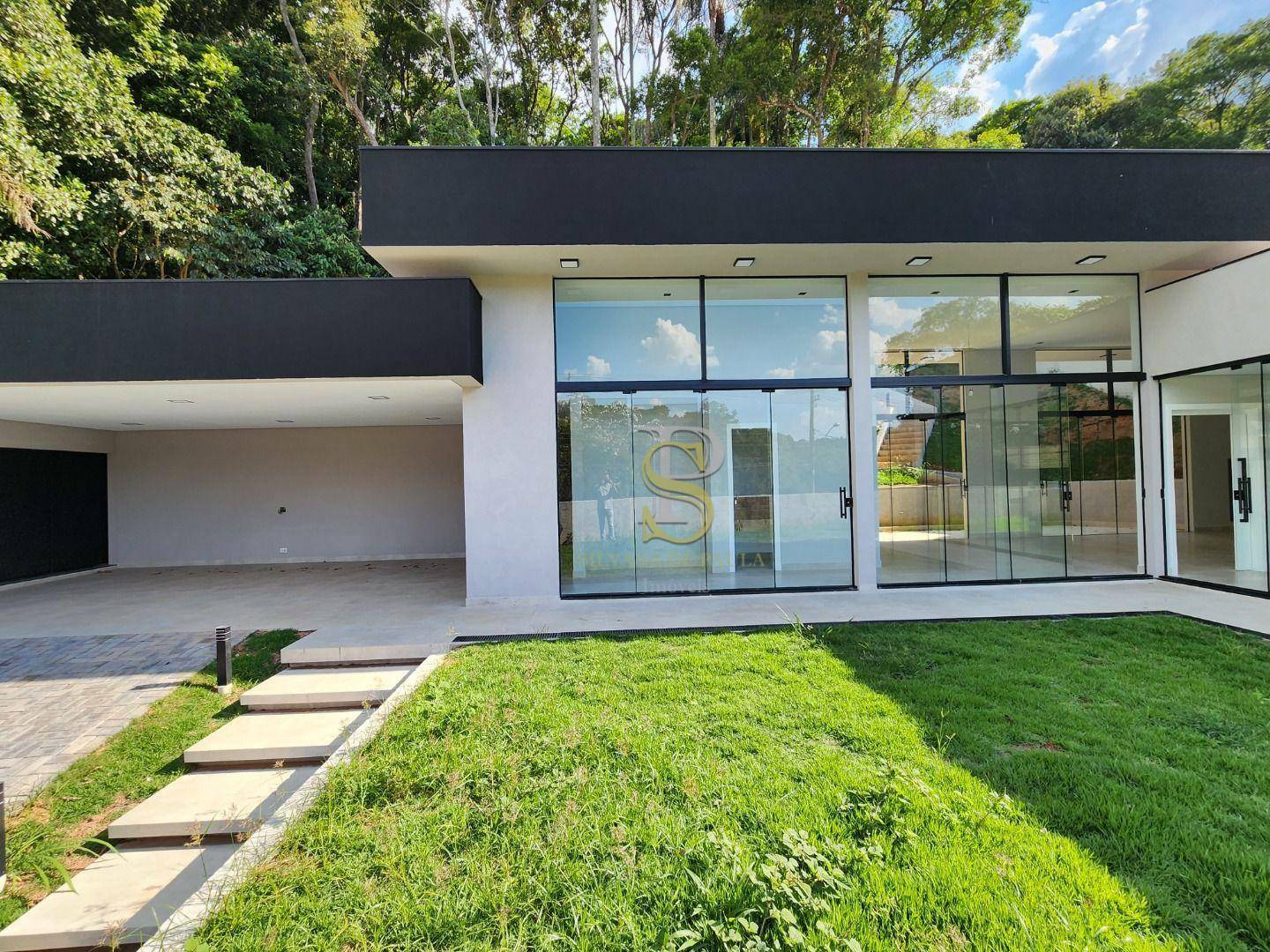 Casa à venda com 3 quartos, 210m² - Foto 3